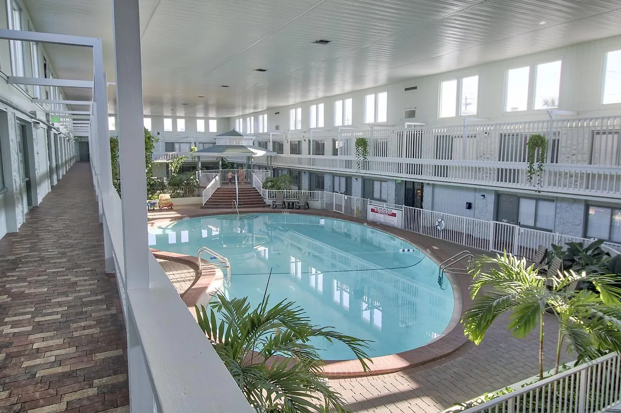 Club Destin Condos 3*,  США